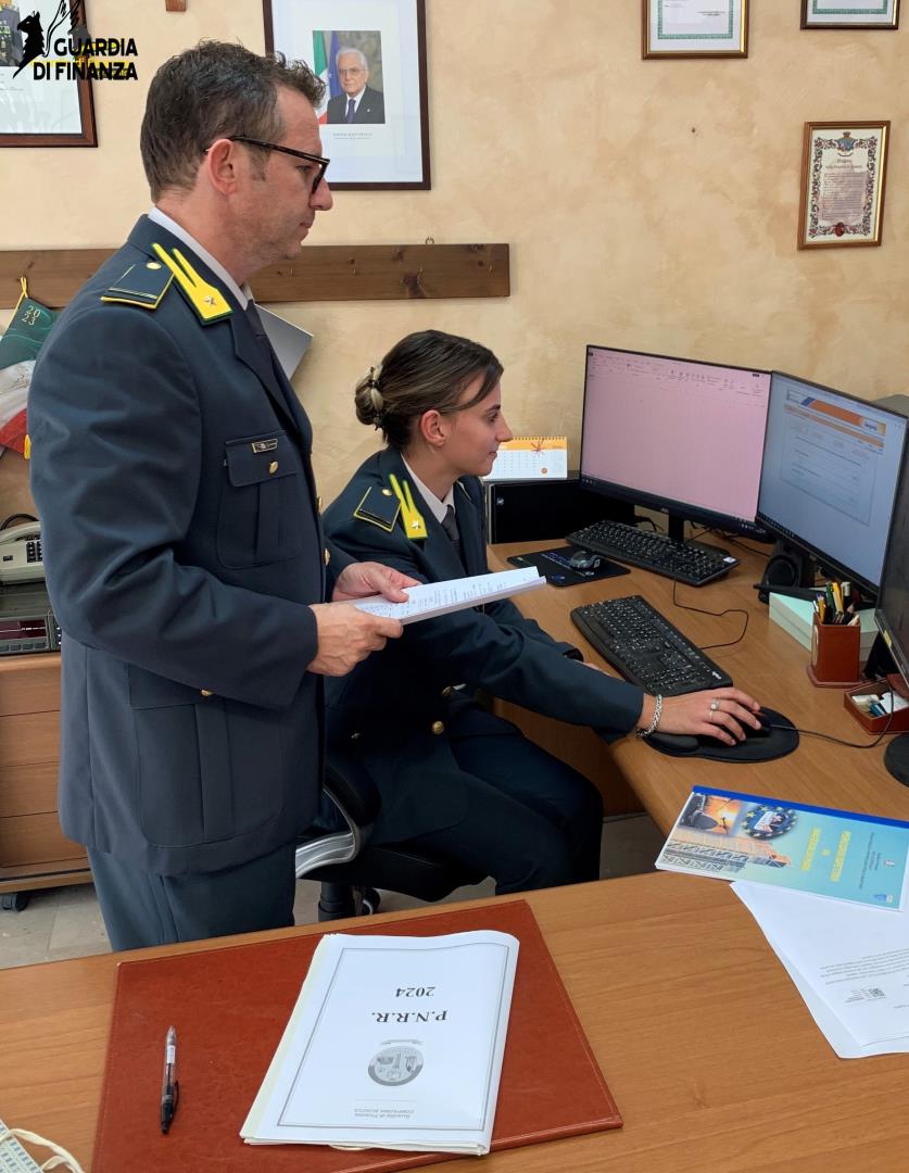 Scopri di più sull'articolo Maxi frode fiscale da 35 milioni: 18 indagati in sei regioni, il regista è un agrigentino VIDEO