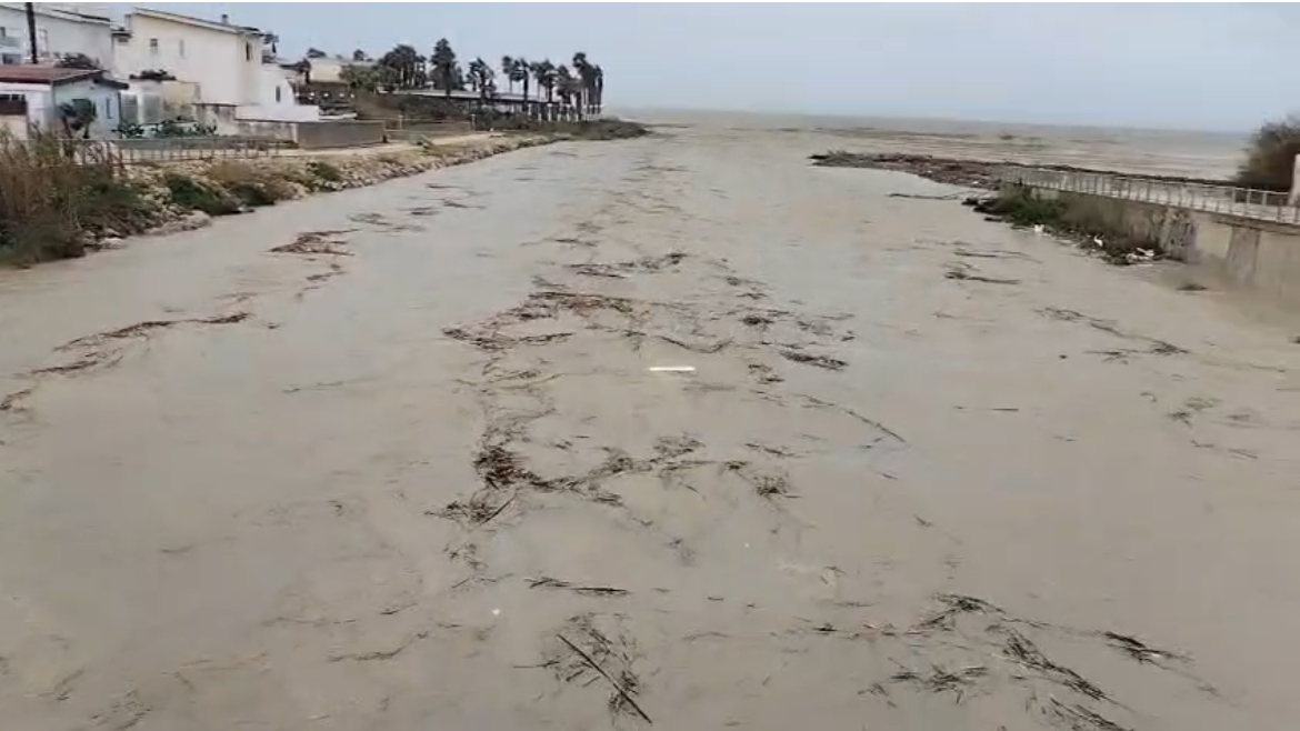 Scopri di più sull'articolo Agrigento, il fiume Akragas è oltre la soglia di guardia