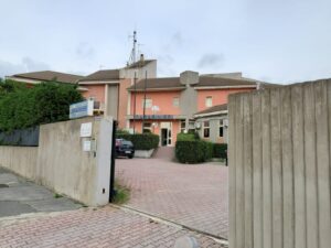 Scopri di più sull'articolo Scoperta una «discoteca abusiva» a Menfi. Scatta il sequestro, sei le persone denunciate