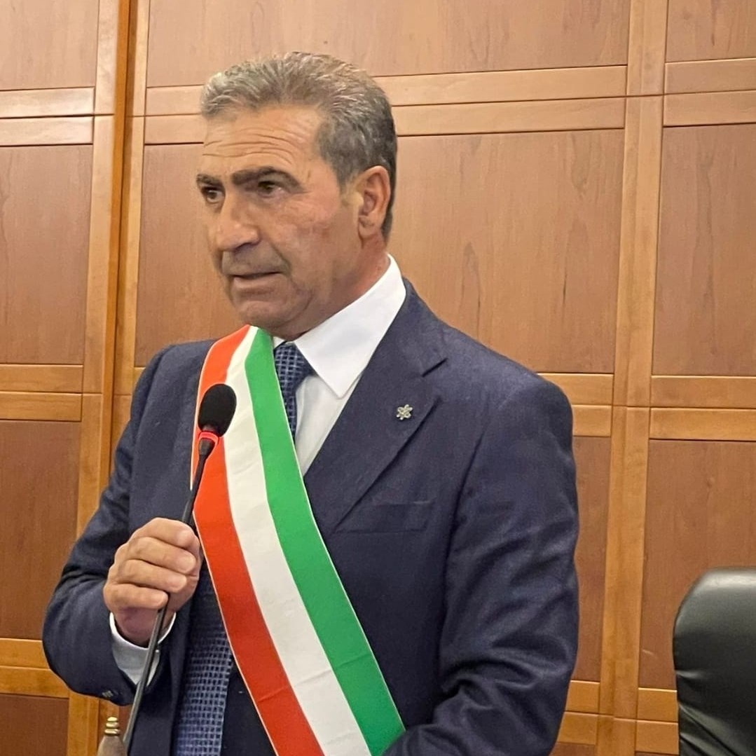 Scopri di più sull'articolo Minacce di morte al sindaco di Canicattì, indaga la polizia postale