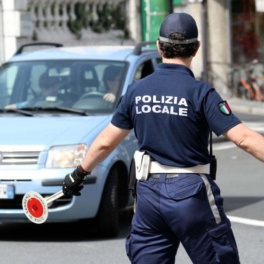 Al momento stai visualizzando Sosta irregolare ad Agrigento, pioggia di multe nel weekend: oltre 80 sanzioni