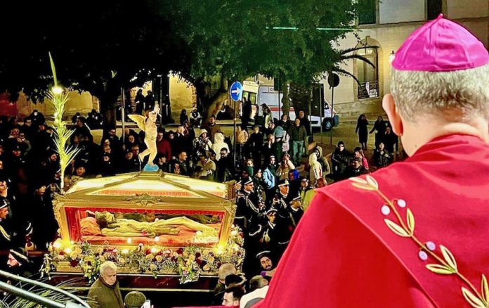Scopri di più sull'articolo Stop a “violenza” e “disordini” durante… le processioni del Venerdì Santo. C’è l’ordinanza