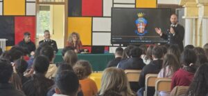Scopri di più sull'articolo Naro, i Carabinieri incontrano gli studenti sui temi della legalità e della memoria