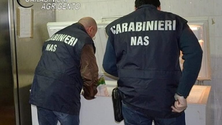 Al momento stai visualizzando Controlli a Camastra: ristorante sospeso tra irregolarità sanitarie e lavoro nero
