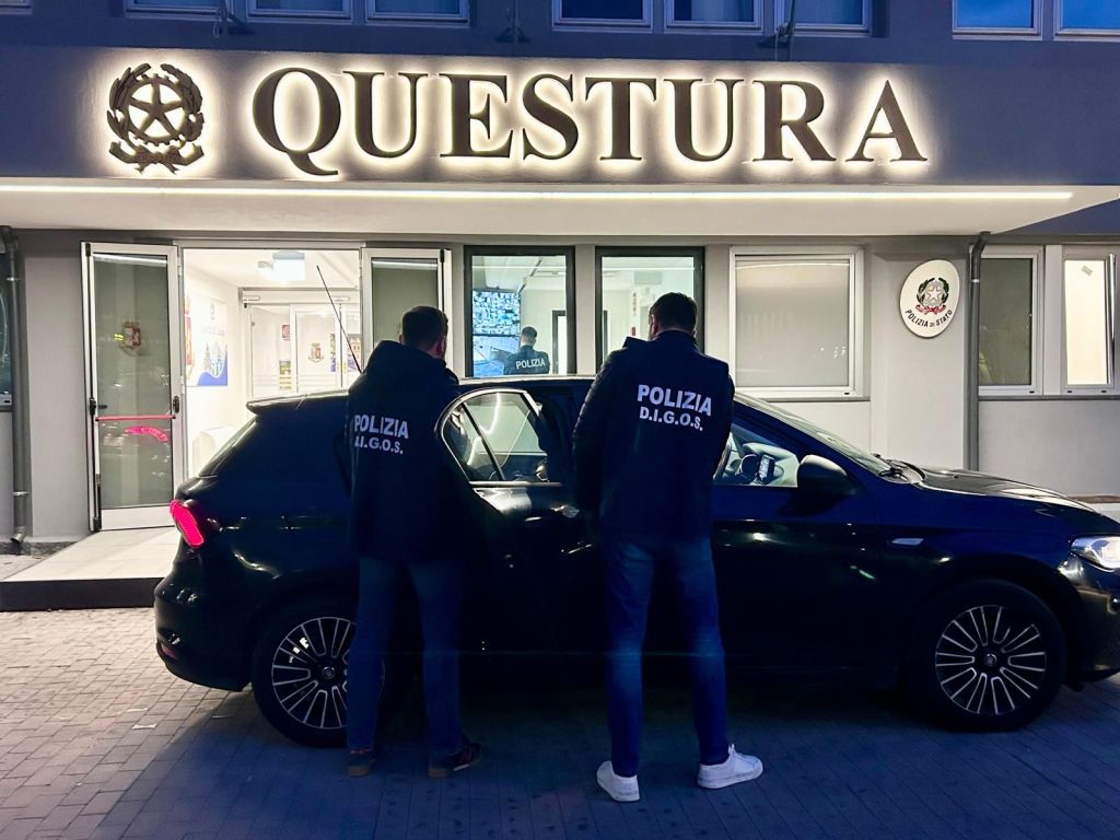 Scopri di più sull'articolo Deve scontare 4 anni e 5 mesi, arrestato anarchico siciliano