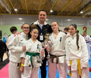 Scopri di più sull'articolo Agrigento – Trionfo internazionale per il Mizu Dojo: Barcellona si tinge d’oro e di bronzo