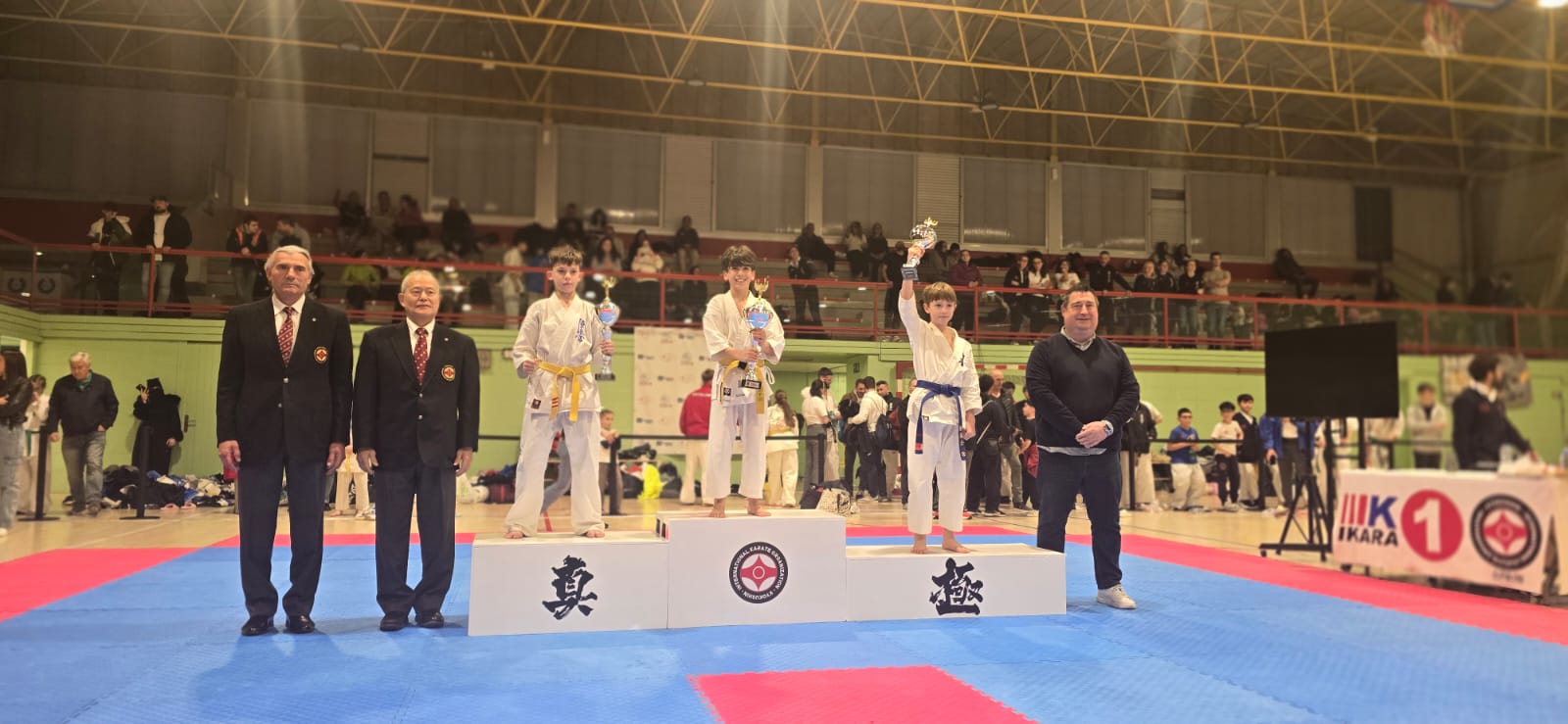 Al momento stai visualizzando Successo per l’oro agrigentino al torneo internazionale di Karate a Barcellona