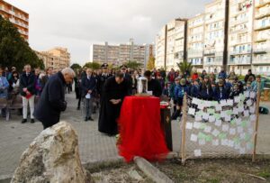 Scopri di più sull'articolo Memoria e impegno a Fontanelle: la reliquia del beato Livatino tra i giovani del quartiere
