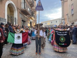 Scopri di più sull'articolo Mandorlo in Fiore 2026: il Premio Ugo Re Capriata al gruppo folkloristico del Messico