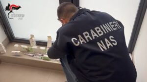 Scopri di più sull'articolo Sequestrato ambulatorio medico abusivo: due denunce