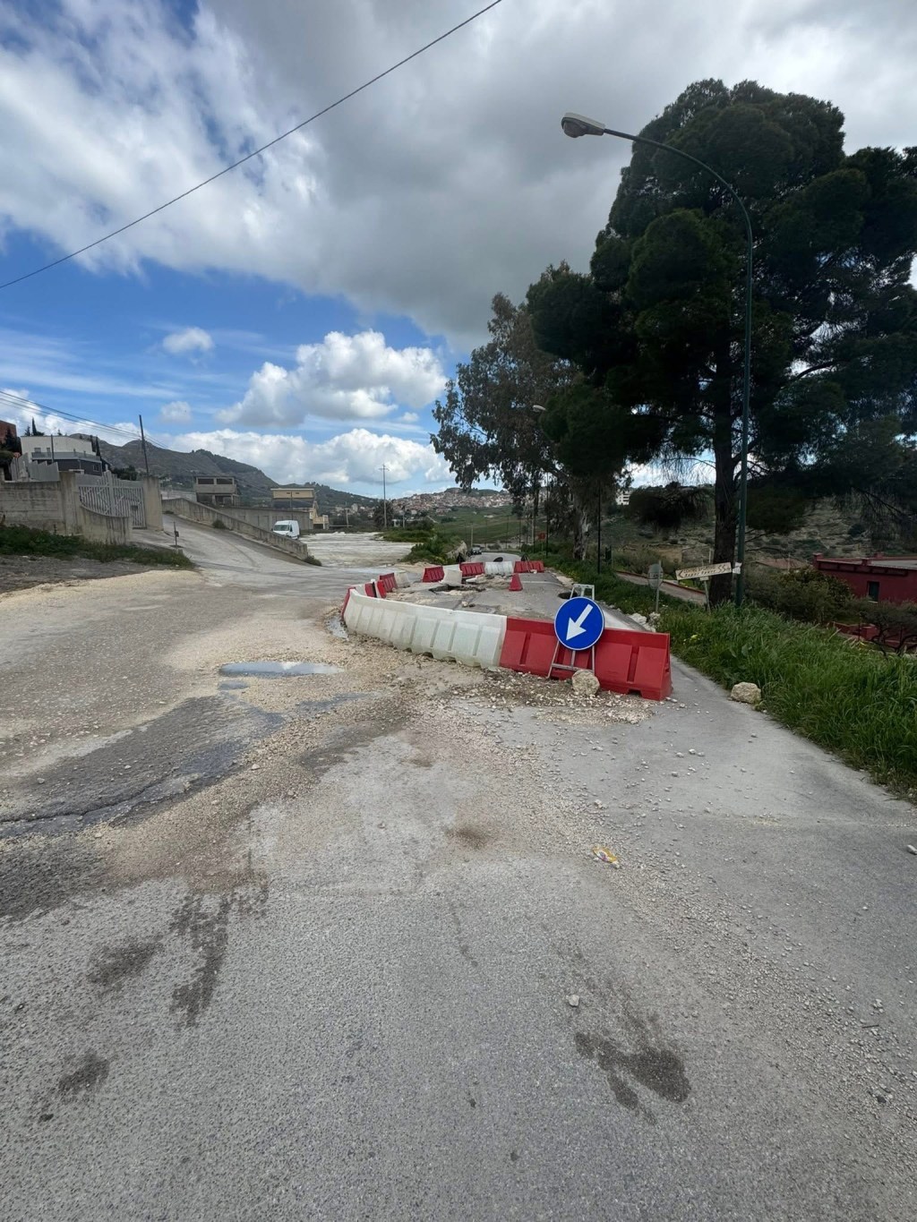 Al momento stai visualizzando Catanzaro denuncia: “SS118 in condizioni critiche, serve intervento urgente”