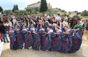 Scopri di più sull'articolo Torna la Festa del mandorlo in fiore ad Agrigento, al via dal 7 marzo