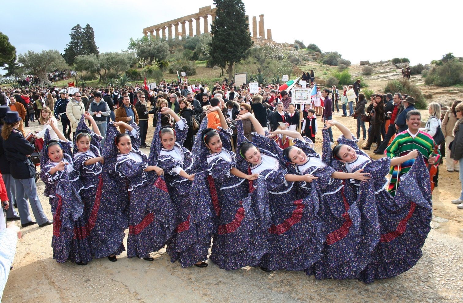 Scopri di più sull'articolo Torna la Festa del mandorlo in fiore ad Agrigento, al via dal 7 marzo