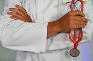 Scopri di più sull'articolo Esenzione ticket sanitario, rinnovo online dal 1° aprile 2026: ecco come fare