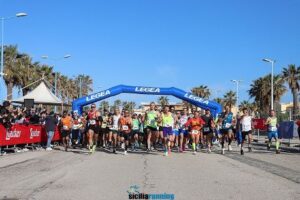 Scopri di più sull'articolo Grande partecipazione e entusiasmo per la 22ª Mezza Maratona della Concordia ad Agrigento
