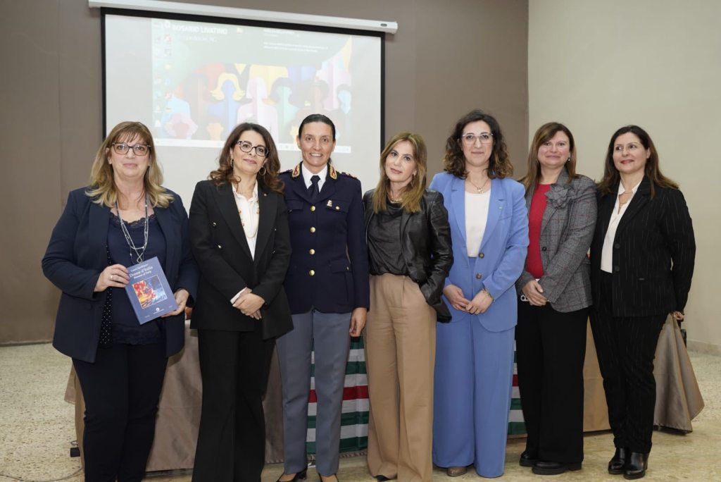 Al momento stai visualizzando “Oltre la parità”, all’istituto Livatino confronto tra istituzioni e scuola promosso dalla CISL