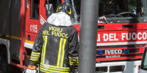 Scopri di più sull'articolo Licata, crolla palazzina alla Playa: vigili del fuoco al lavoro, si cercano eventuali dispersi