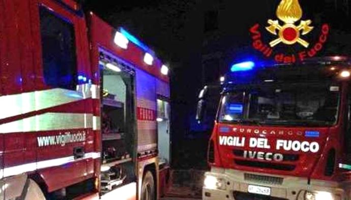 Al momento stai visualizzando Licata, a fuoco l’auto di un pensionato: al via indagini
