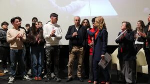 Scopri di più sull'articolo Il dolore si trasforma in lotta alla violenza di genere grazie all’impegno di 350 giovani. A Palermo successo per il Premio “Laura Papadia” contro il femminicidio