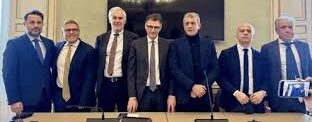 Al momento stai visualizzando Campo largo? “Una coalizione che cammina sulle uova”, analisi de “La Nazione siciliana”