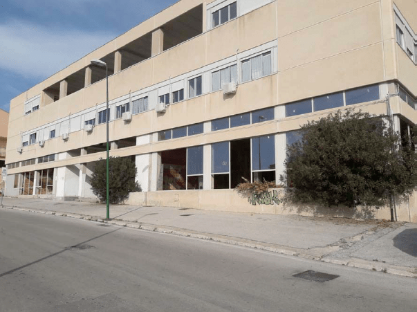 Al momento stai visualizzando Impegno per Fontanelle, sindaco e assessore: “Non sarà mai un quartiere di serie B”