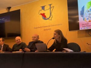 Scopri di più sull'articolo Tre Minuti, la scuola incontra il racconto: studenti protagonisti del progetto di Andrea Cirino