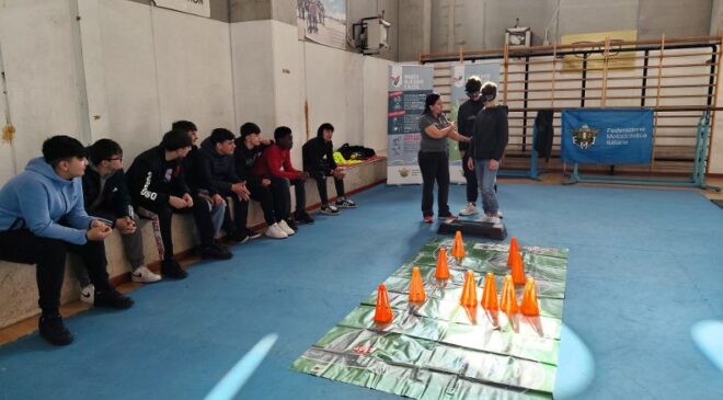 Al momento stai visualizzando Sicurezza stradale protagonista all’I.I.S. Fermi con “Io… non me la bevo!