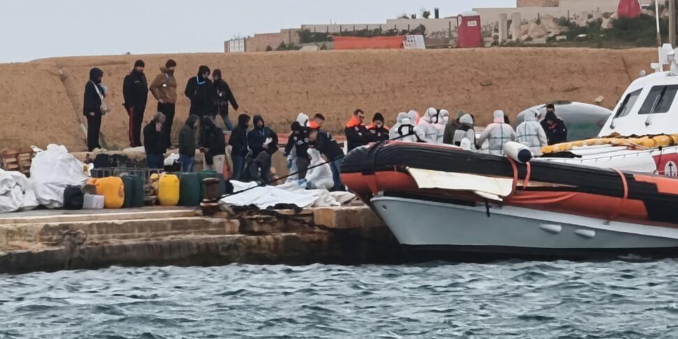 Al momento stai visualizzando Tragedia a Lampedusa: tra i sopravvissuti un bimbo di un anno