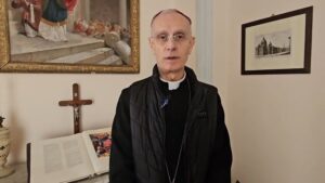 Scopri di più sull'articolo Monsignor Raspanti: un appello per la fraternità e la pace in Sicilia