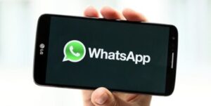Scopri di più sull'articolo Minacce su WhatsApp: stalking anche tramite lo stato del messaggio