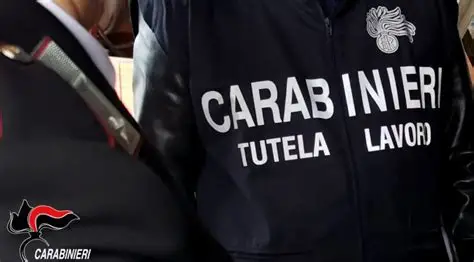 Al momento stai visualizzando Cantiere sospeso per lavoro nero e mancanze nella sicurezza: tre denunciati