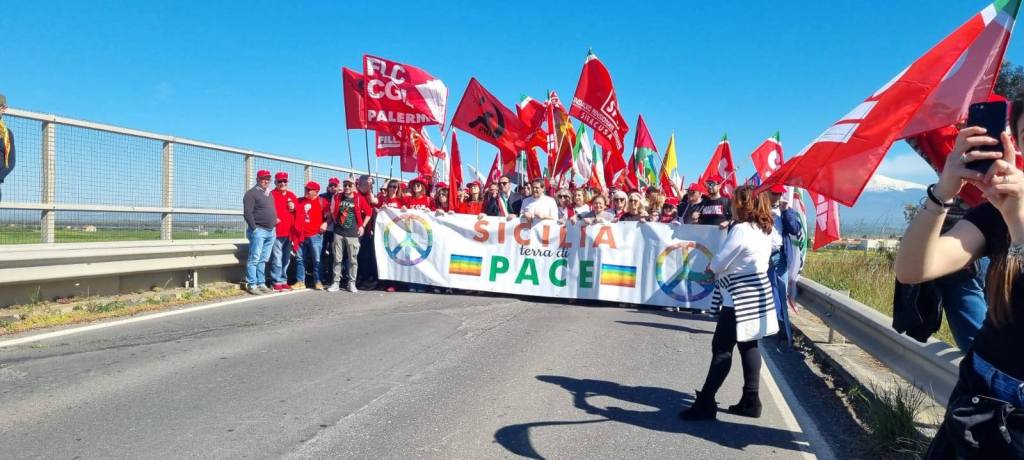 Al momento stai visualizzando Sigonella si mobilita: proteste contro guerra e uso della base militare