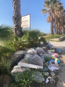 Scopri di più sull'articolo Porto Empedocle: il lido azzurro vive tra degrado e abbandono