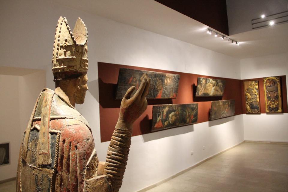 Al momento stai visualizzando Inaugurata “Aperture”: 70 artisti per un’Opera Unica a MuDiA