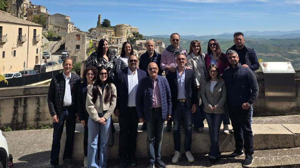 Al momento stai visualizzando Candidati al Consiglio comunale di Cammarata: sostegno a Traina in vista delle elezioni