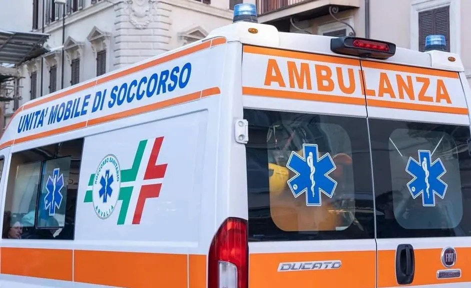 Al momento stai visualizzando Tragico incidente: un 40enne perde la vita dopo malore al volante