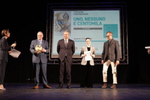 Scopri di più sull'articolo Ad Agrigento premiati i vincitori della IX edizione di Uno Nessuno e Centomila
