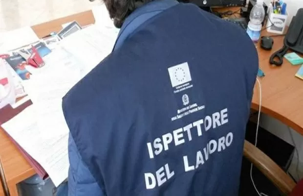 Al momento stai visualizzando Scoperti 11 lavoratori in nero in Sicilia: sanzioni superano i 100 mila euro