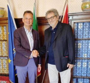 Scopri di più sull'articolo Salvatore Castellano assume la direzione del dipartimento Prevenzione dell’Asp Agrigento