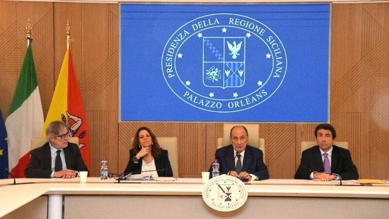 Al momento stai visualizzando Corruzione alla Regione Siciliana: Schifani chiede maggiori controlli ai dirigenti