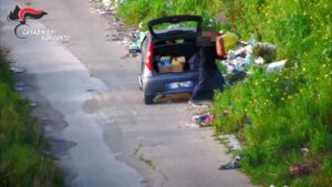 Scopri di più sull'articolo Carabinieri denunciano 23 persone per abbandono di rifiuti in strada