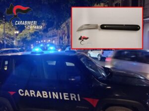 Scopri di più sull'articolo Denunciato 26enne sorpresa con un coltello al seguito per vedere la figlia