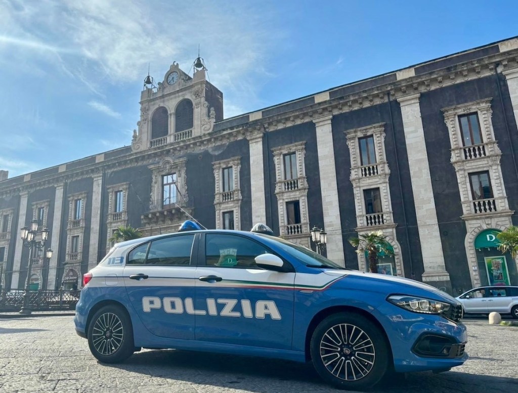 Al momento stai visualizzando Investito un agente durante un inseguimento: arrestato il fuggitivo