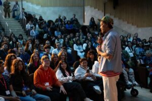 Scopri di più sull'articolo Jovanotti dialoga con gli studenti dell’Università di Palermo