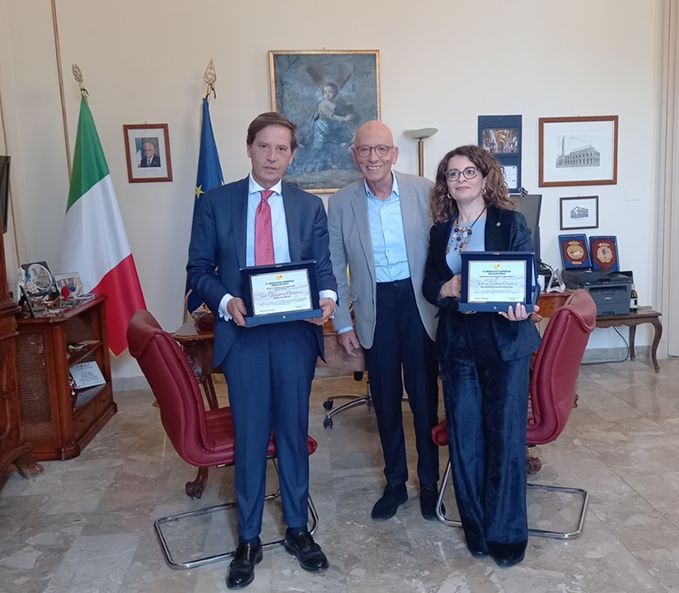 Al momento stai visualizzando Targa commemorativa per il Prefetto e il Vicario: “Mucci, simbolo di forza ad Agrigento