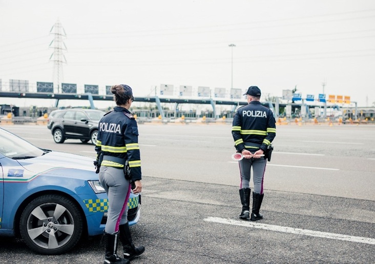 Al momento stai visualizzando Dal 20 aprile parte l’indagine della Polizia Stradale sugli pneumatici