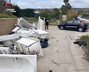 Scopri di più sull'articolo Due denunciati dai Carabinieri per discarica abusiva a Ragusa