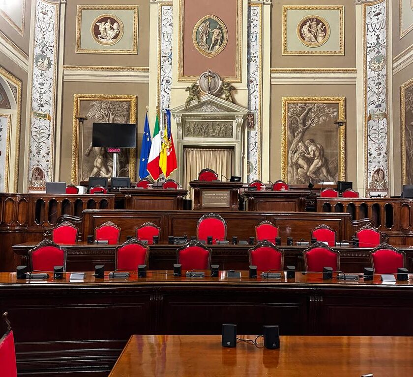 Al momento stai visualizzando Rimpasto in arrivo: scontro tra Forza Italia e Fratelli d’Italia