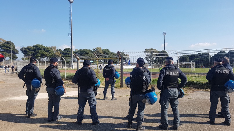 Al momento stai visualizzando Sequestrate mazze e bastoni a Ragusa prima della sfida con l’Igea Virtus