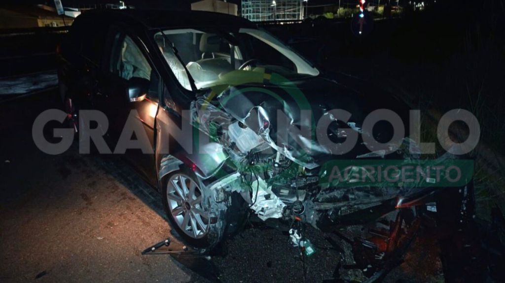 Al momento stai visualizzando Incidente sulla statale 115: una delle auto coinvolte scappa, partono le indagini